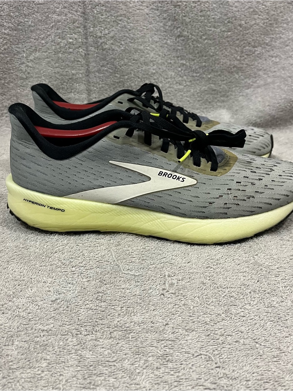 Brooks Hyperion Tempo Men’s Size 7 Gray Neon Yellow Running Shoes